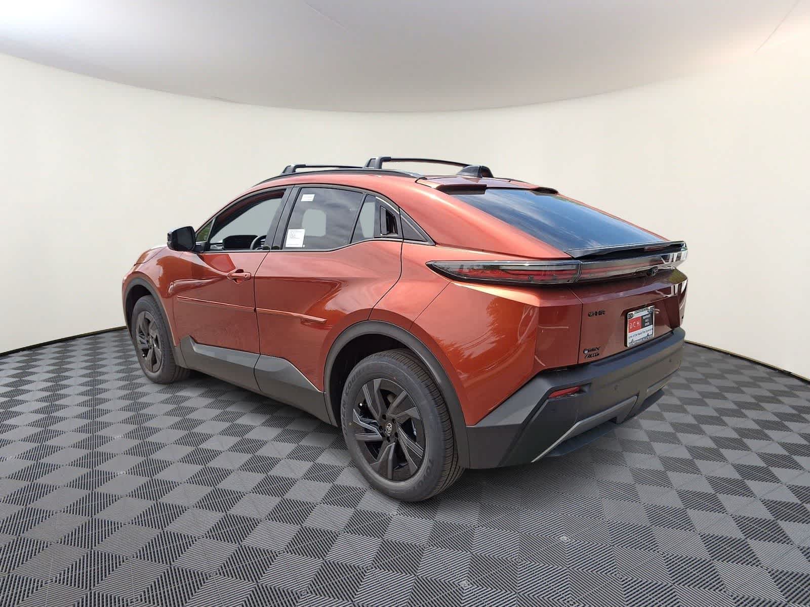 Thumbnail: 2026 Toyota C-HR - 6