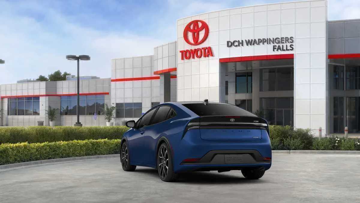 Thumbnail: 2026 Toyota Prius - 7