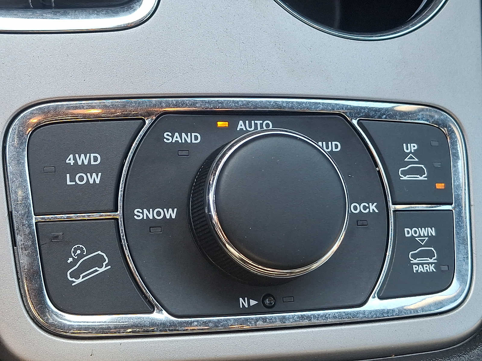 Thumbnail: 2019 Jeep Grand Cherokee - 27