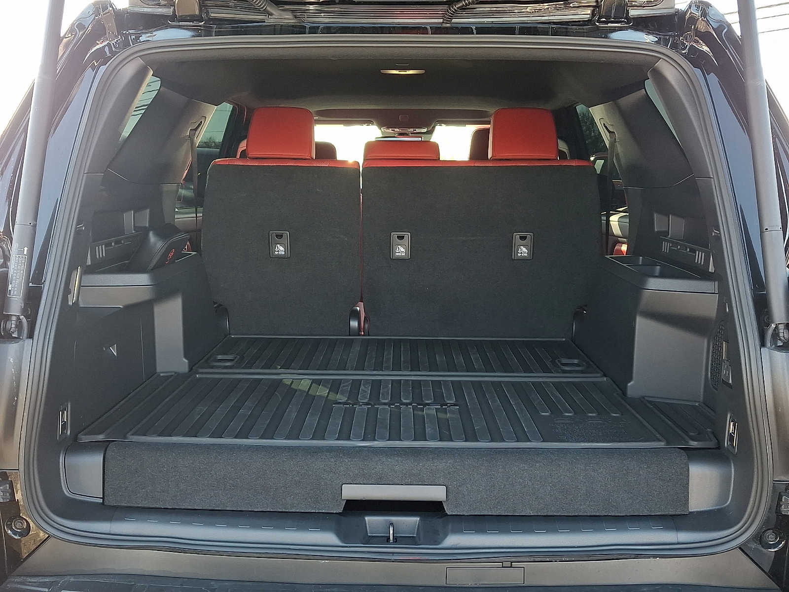 Thumbnail: 2025 Toyota 4Runner - 32