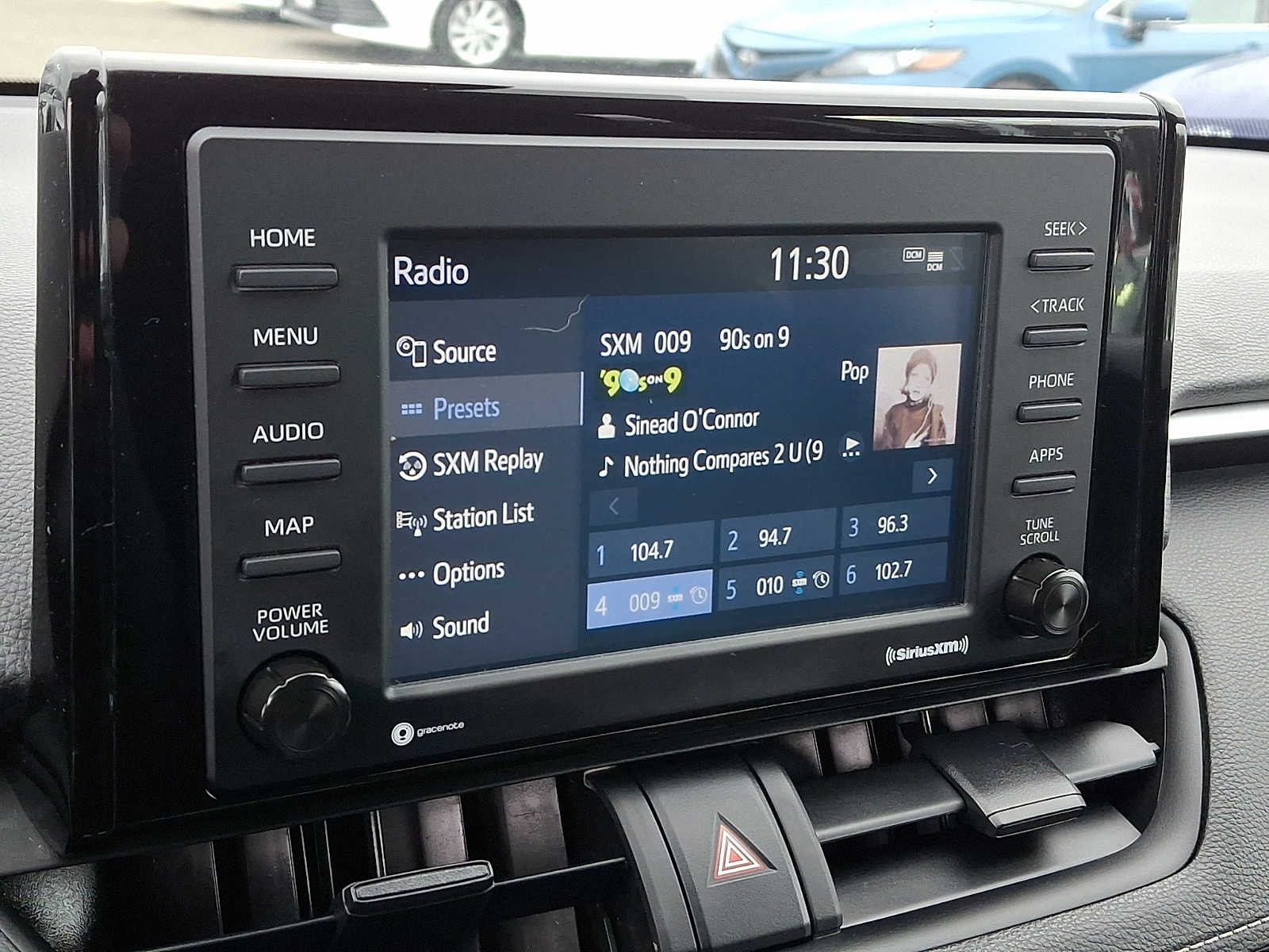 Thumbnail: 2022 Toyota RAV4 - 19