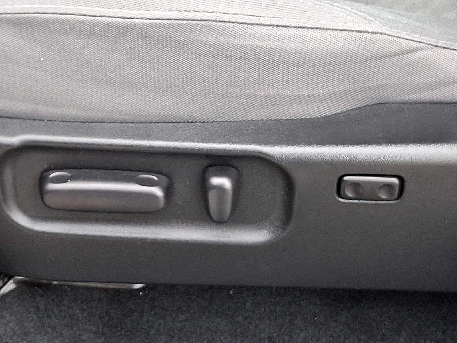 Thumbnail: 2023 Toyota Tacoma - 28