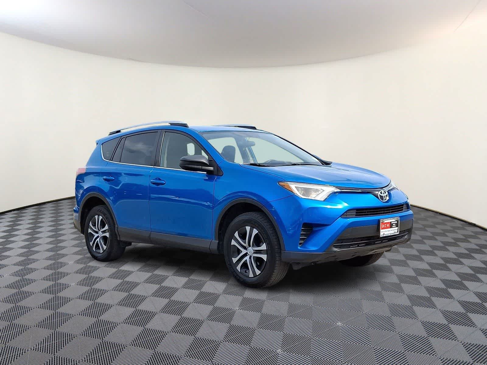 Thumbnail: 2016 Toyota RAV4 - 5