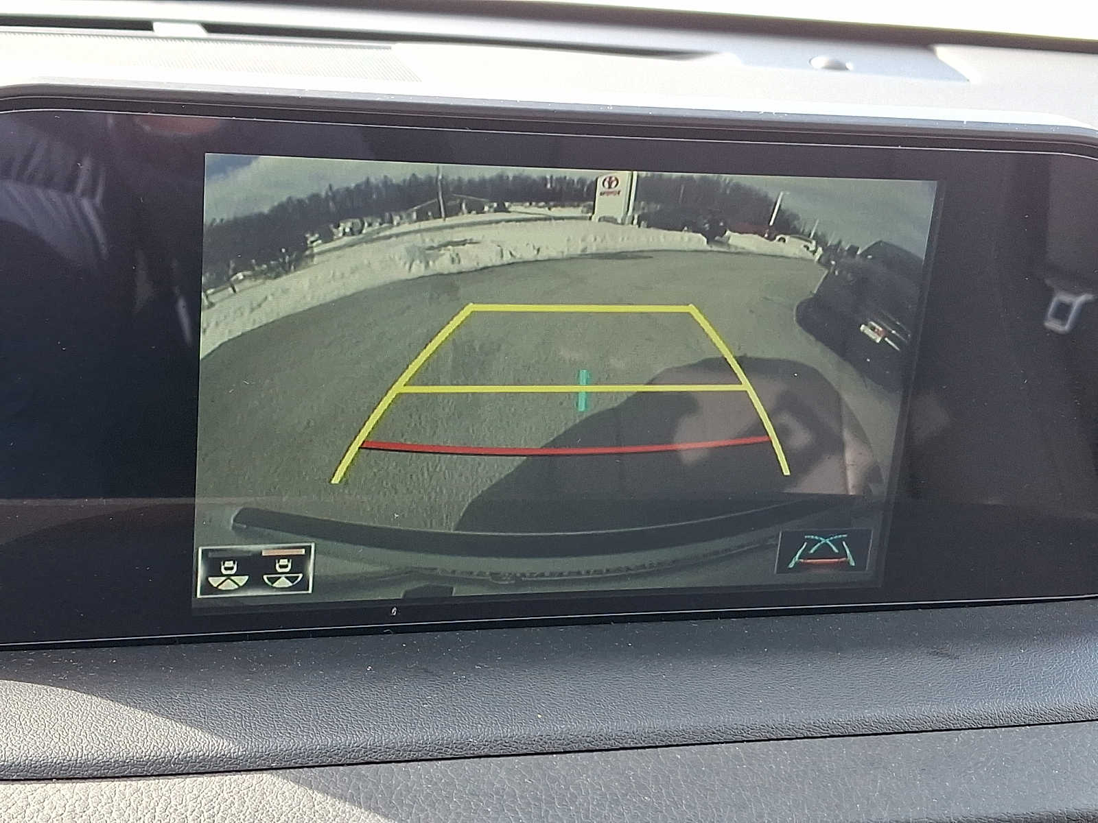 Thumbnail: 2022 Lexus RX - 18