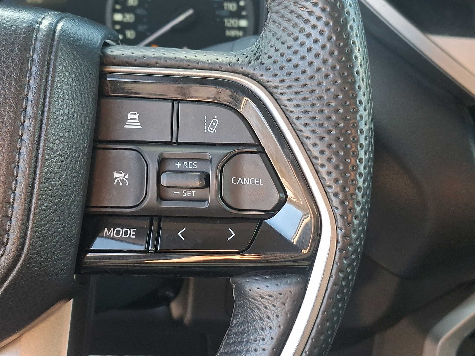 Thumbnail: 2023 Toyota Tundra - 23