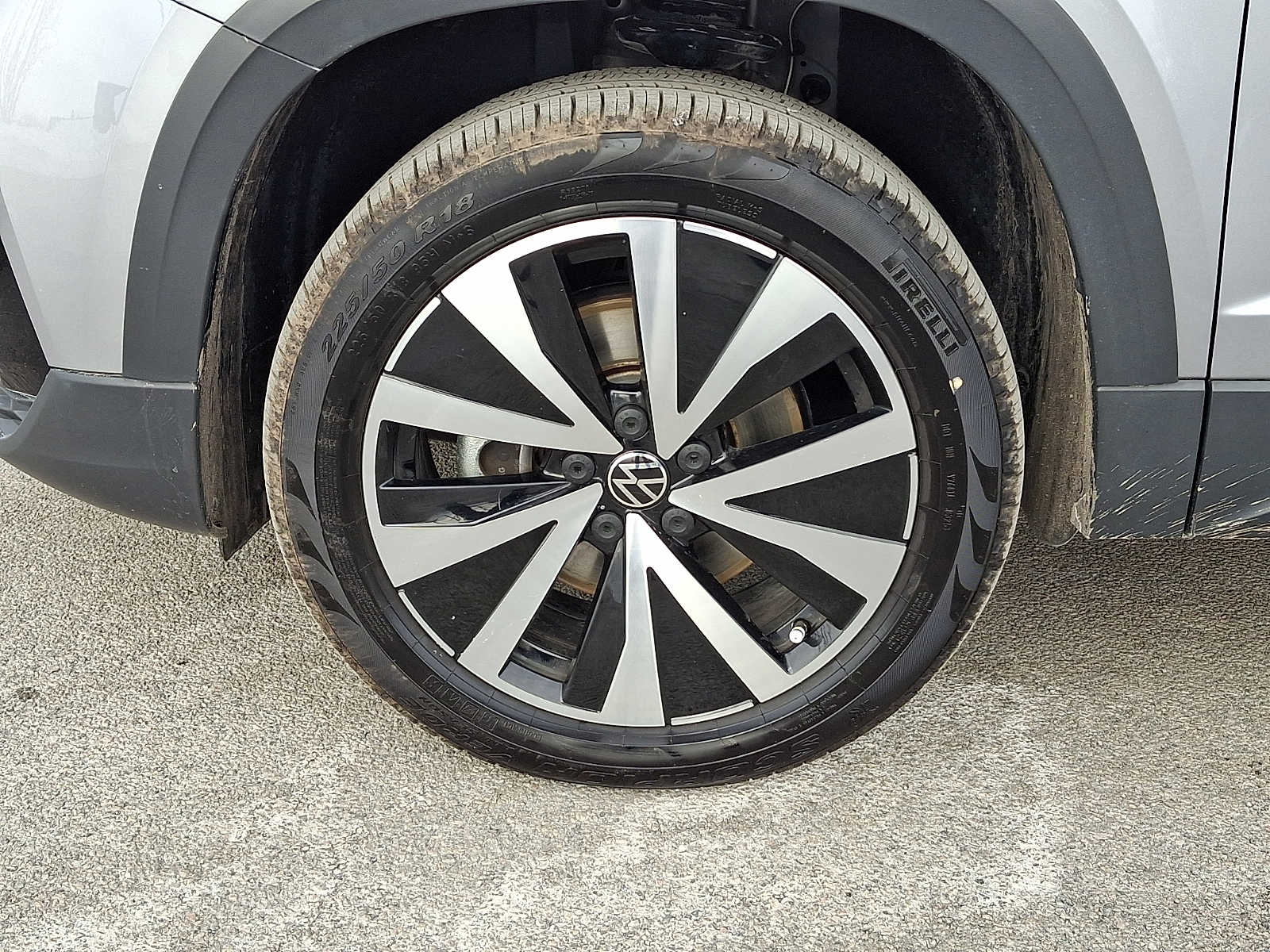 Thumbnail: 2022 Volkswagen Taos - 9