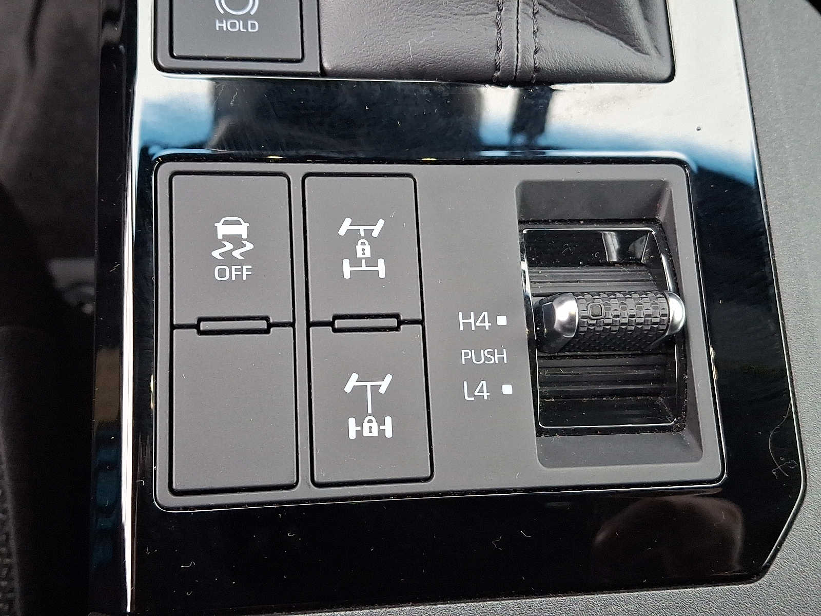 Thumbnail: 2025 Toyota Land Cruiser - 27