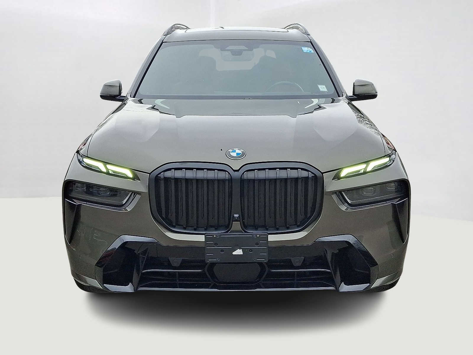 Thumbnail: 2023 BMW X7 - 3