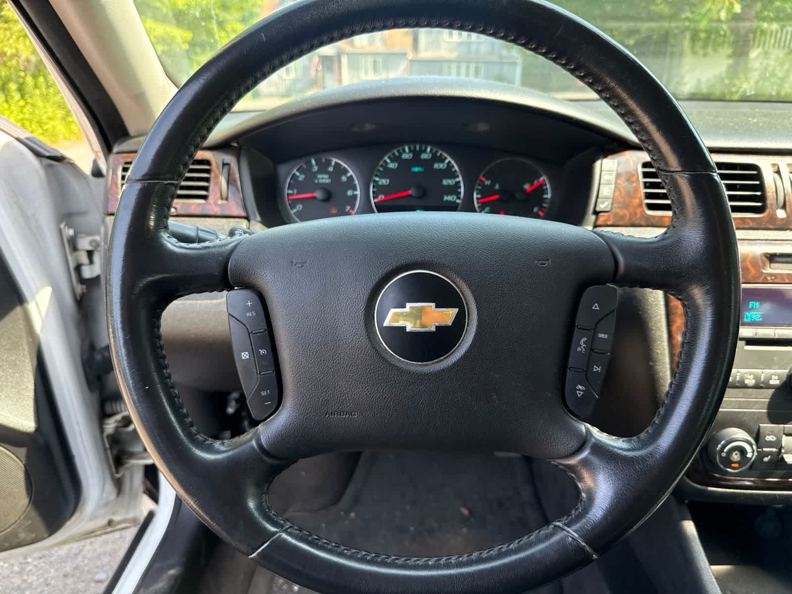Thumbnail: 2014 Chevrolet Impala - 17