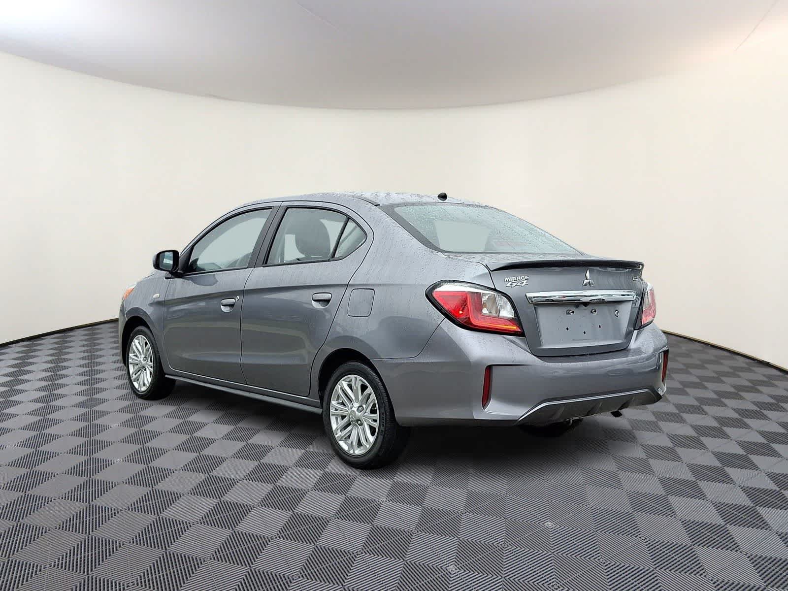 Thumbnail: 2022 Mitsubishi Mirage G4 - 7