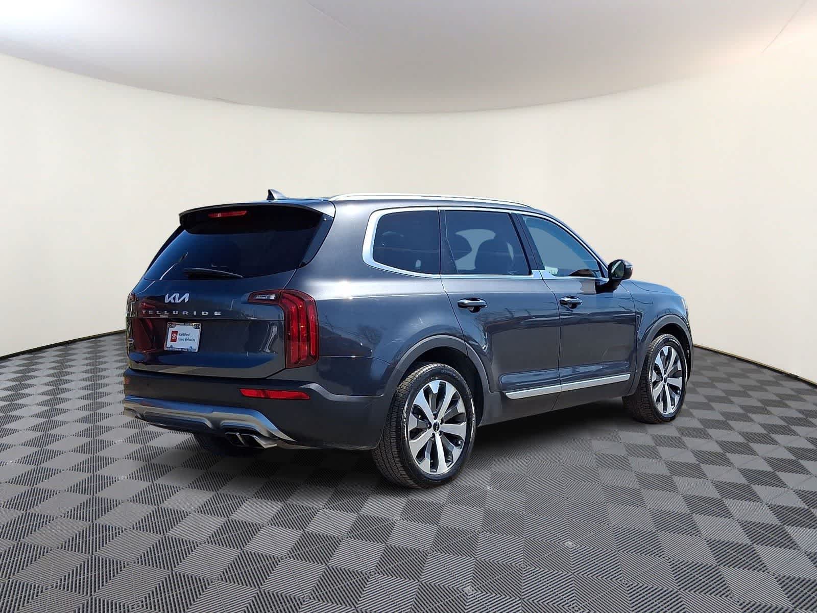 Thumbnail: 2022 Kia Telluride - 5