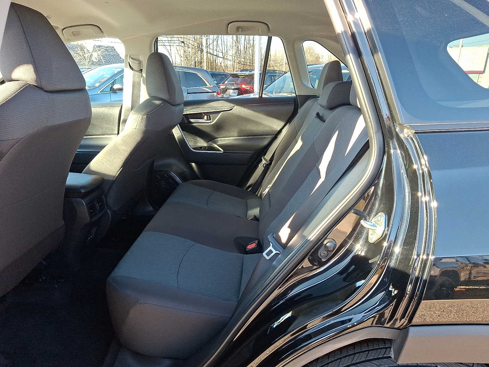 Thumbnail: 2025 Toyota RAV4 - 13