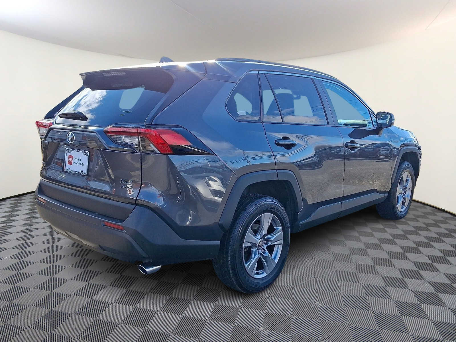 Thumbnail: 2025 Toyota RAV4 - 6
