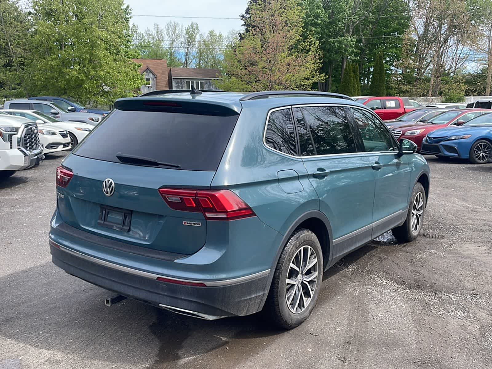 Thumbnail: 2020 Volkswagen Tiguan - 8