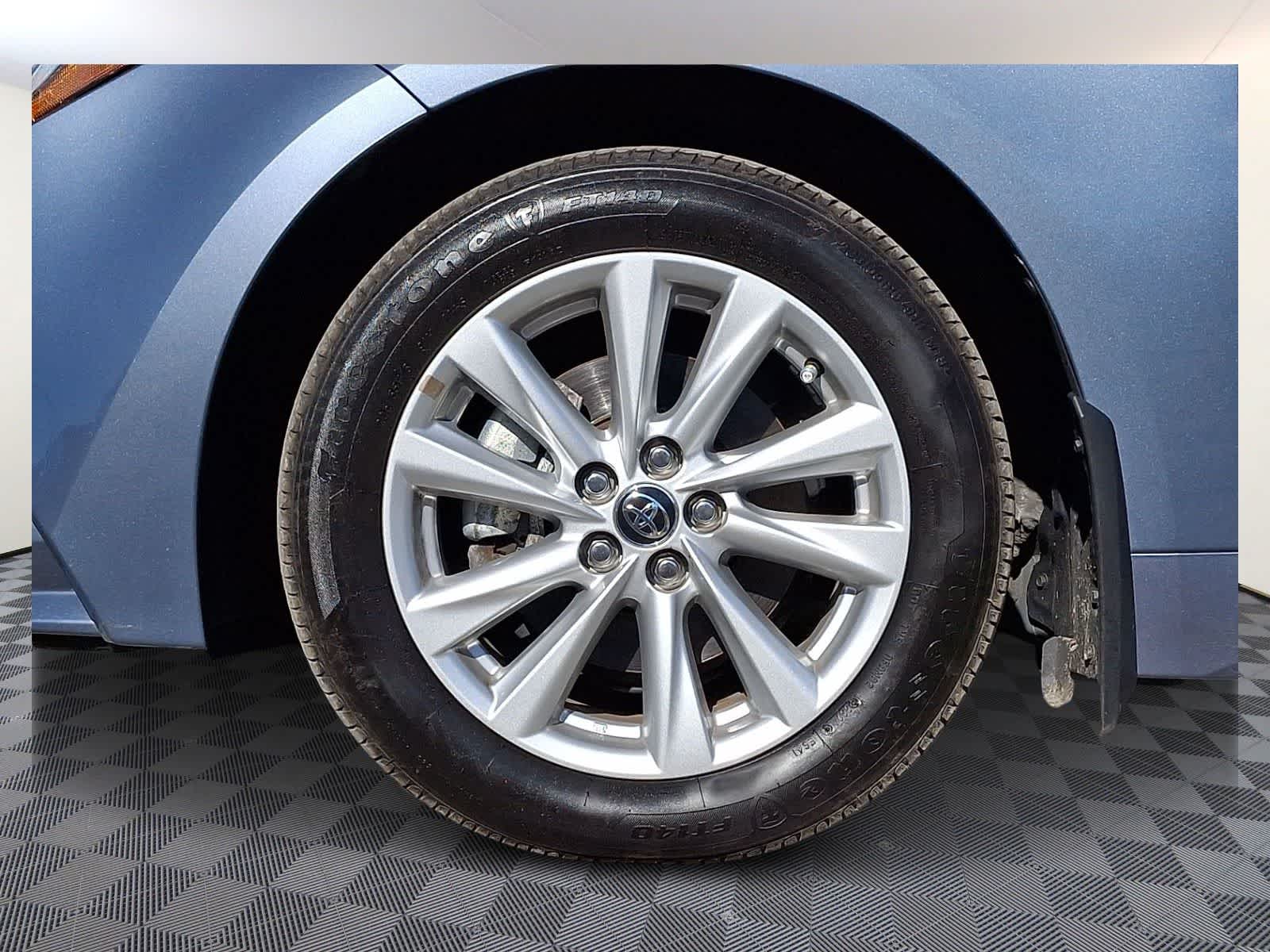 Thumbnail: 2025 Toyota Corolla - 10