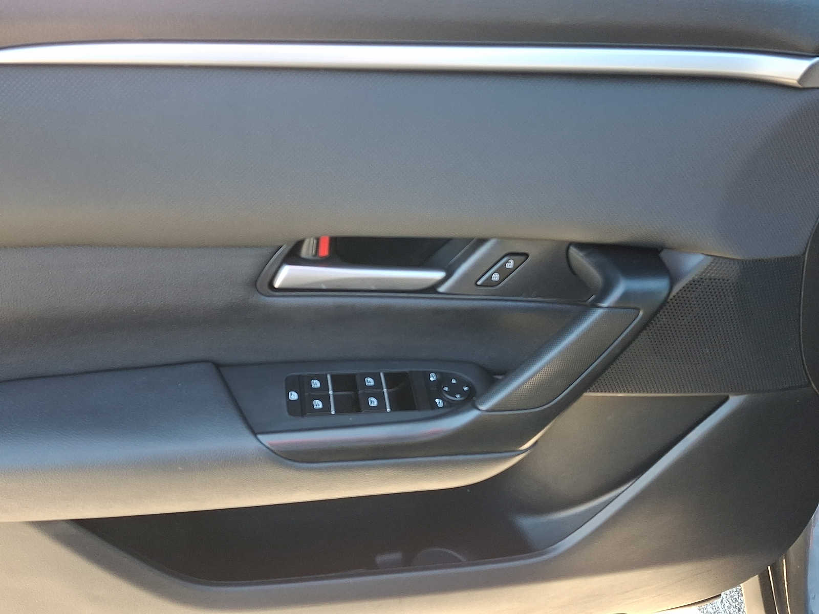 Thumbnail: 2024 Mazda CX-50 - 13