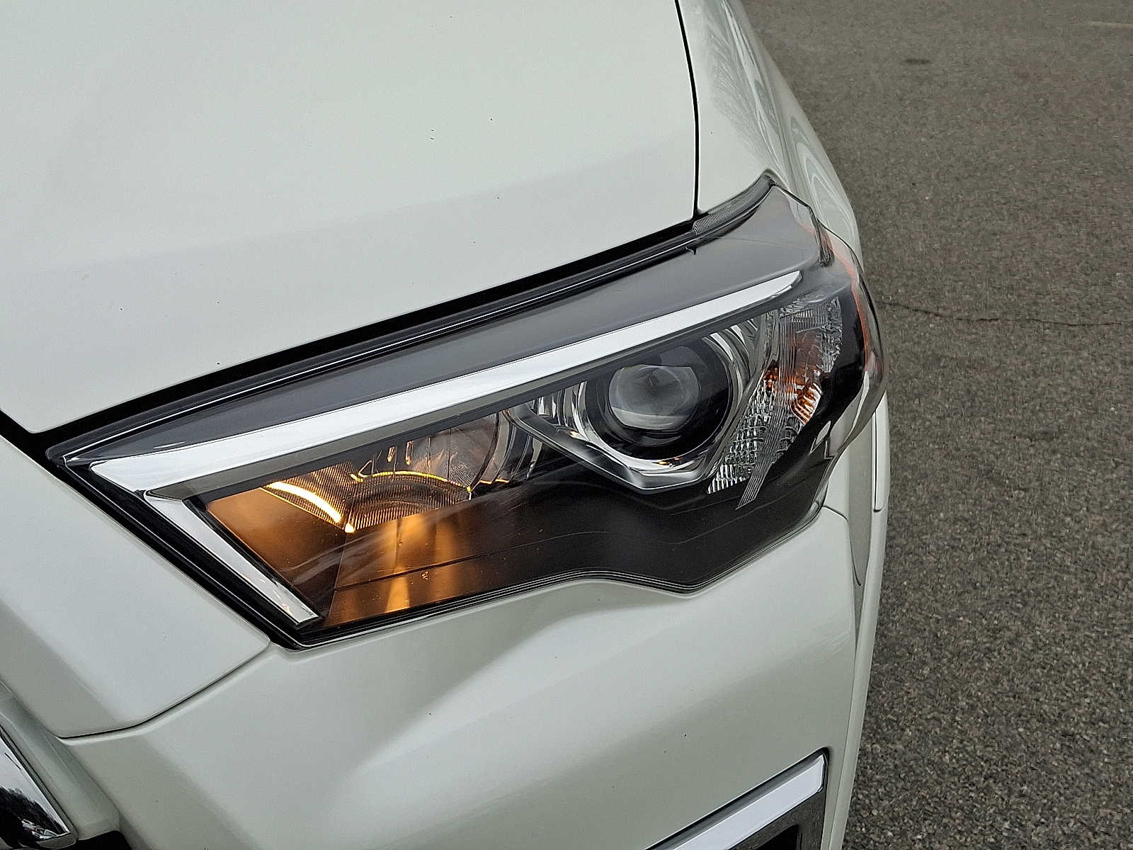 Thumbnail: 2022 Toyota 4Runner - 12