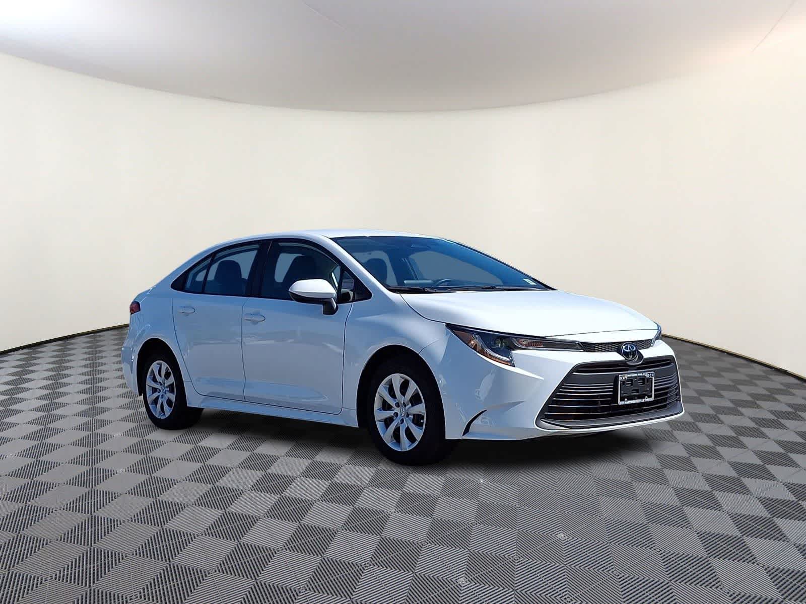 Thumbnail: 2024 Toyota Corolla - 5