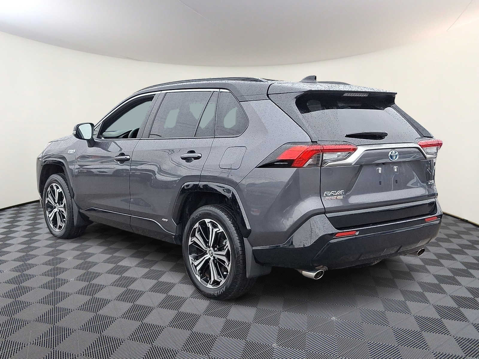 Thumbnail: 2024 Toyota RAV4 - 8