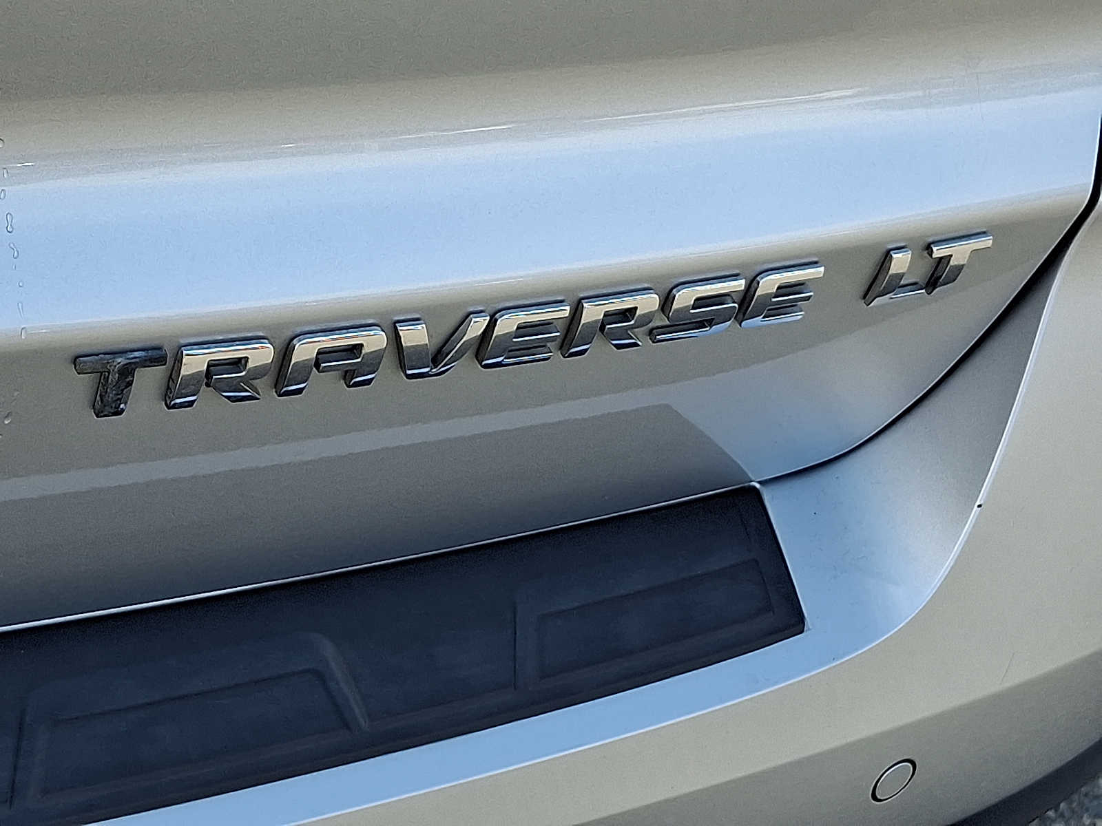 Thumbnail: 2015 Chevrolet Traverse - 30