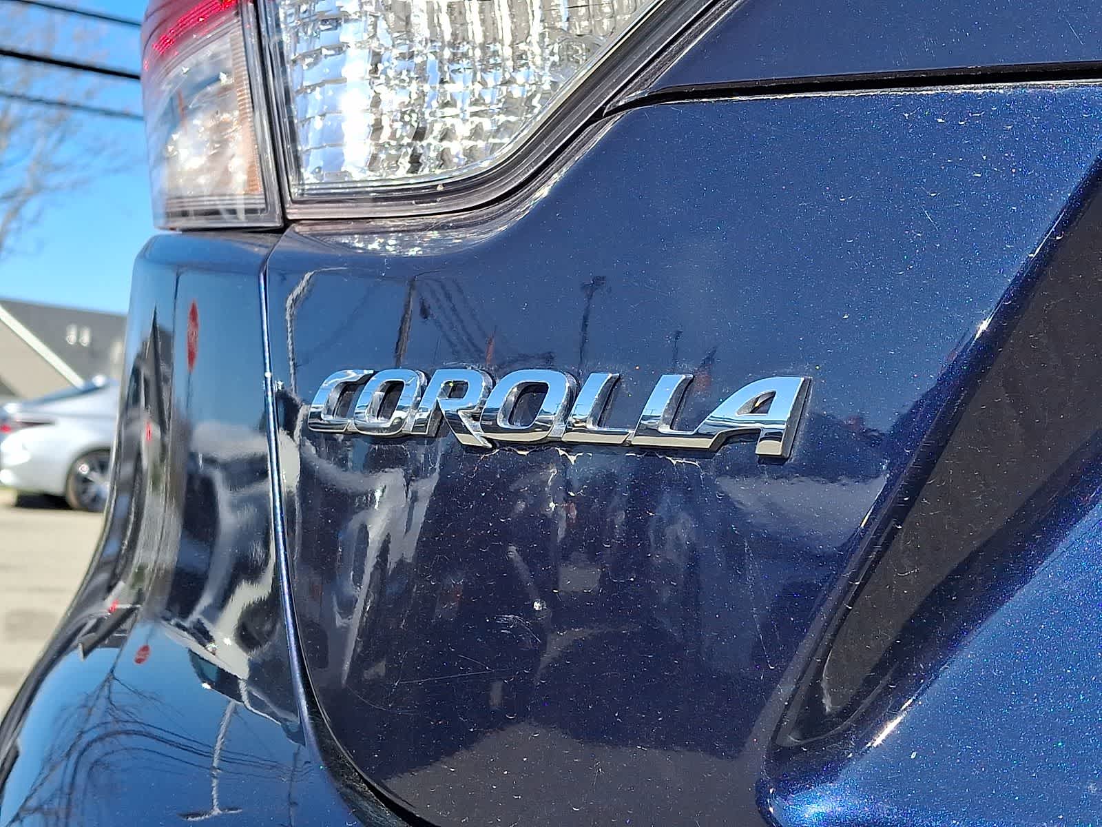 Thumbnail: 2023 Toyota Corolla - 33