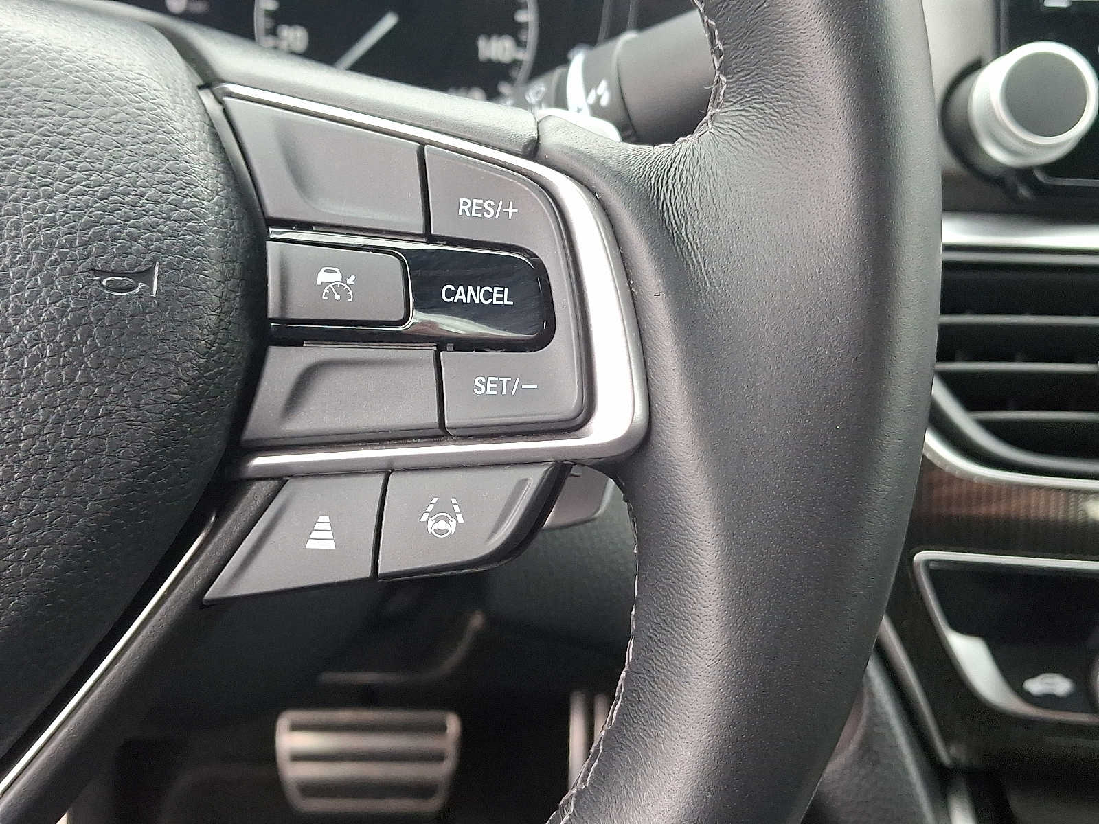 Thumbnail: 2022 Honda Accord - 18