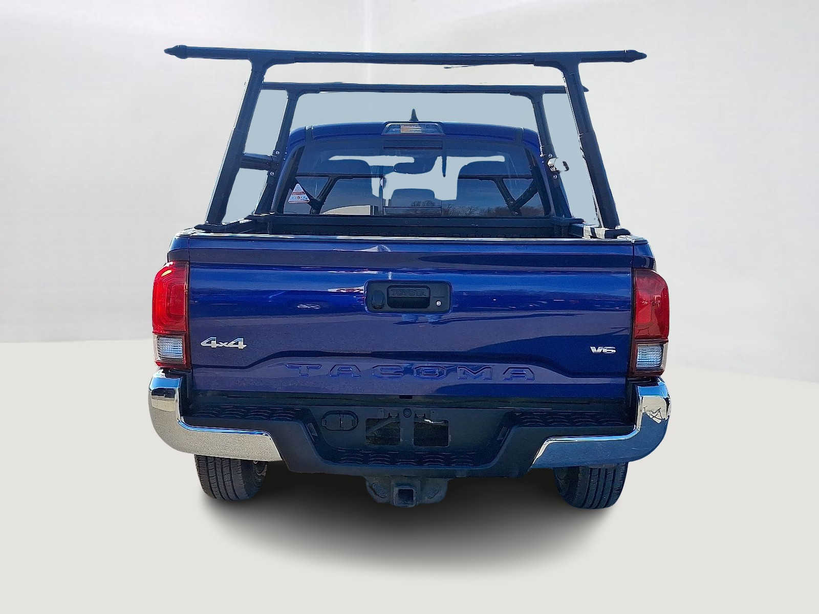 Thumbnail: 2023 Toyota Tacoma - 7