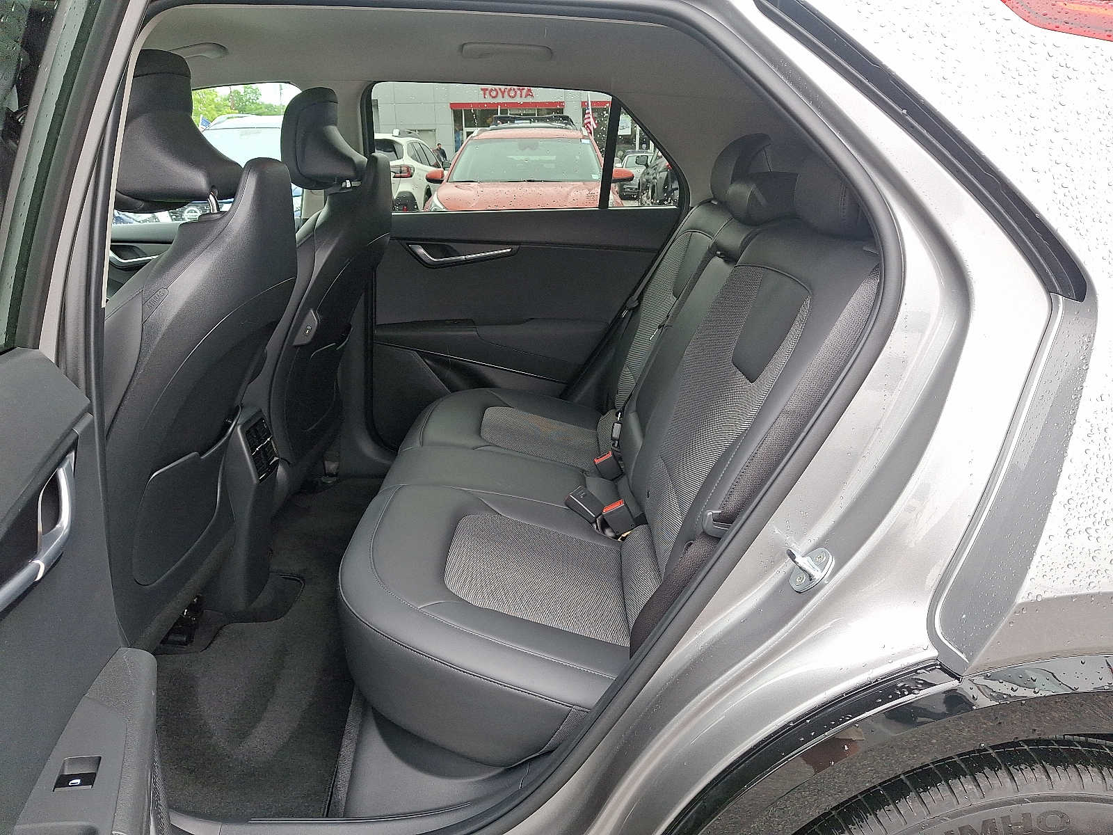2024 Kia Niro Wind 11