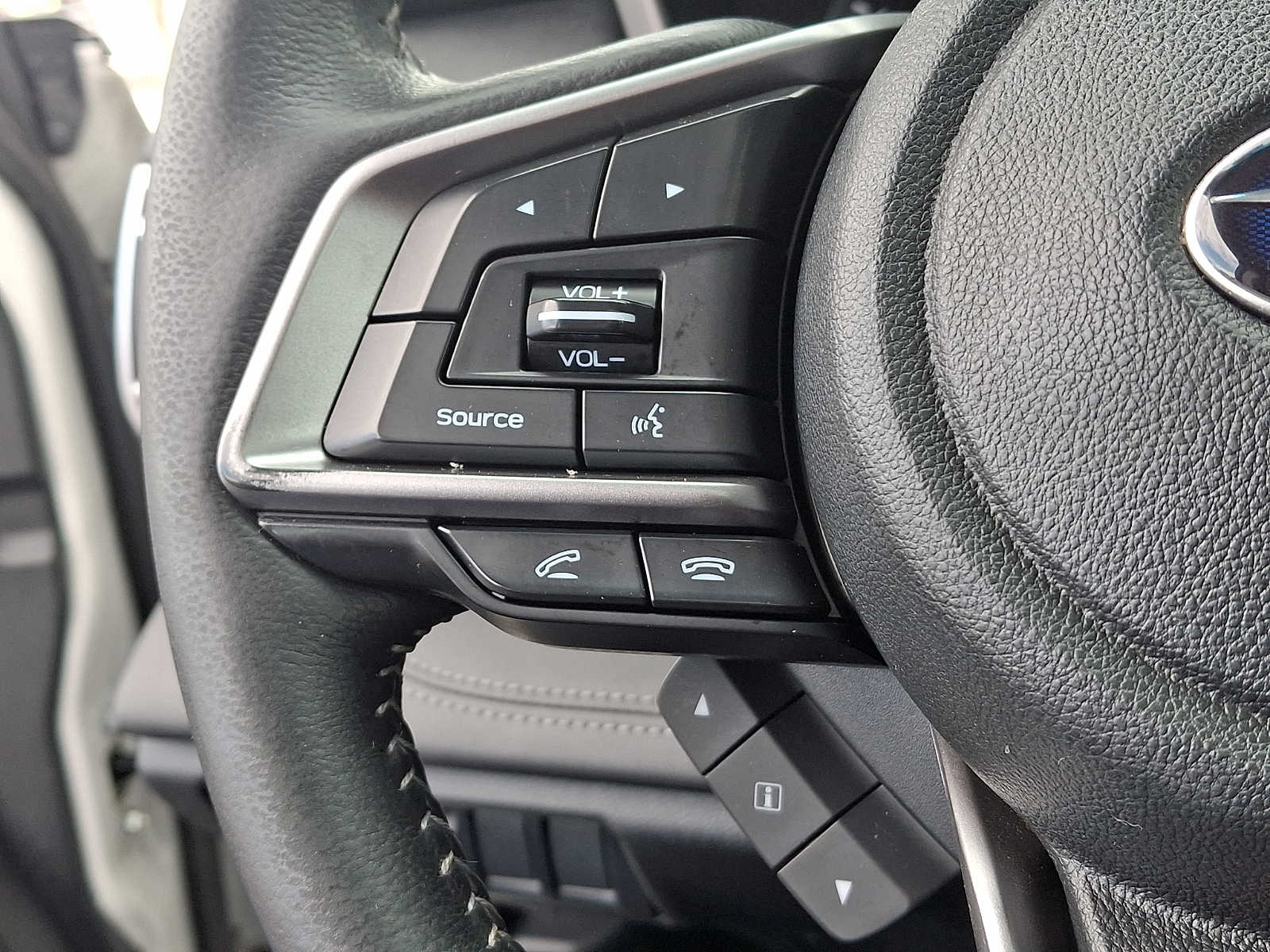 Thumbnail: 2022 Subaru Legacy - 24