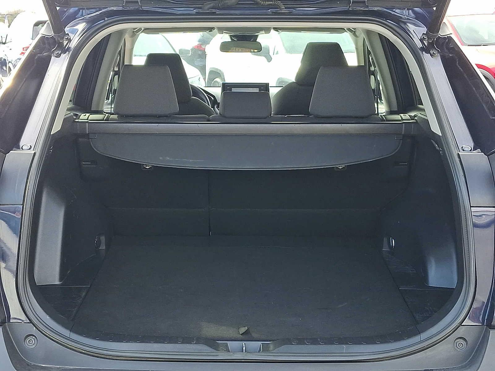 Thumbnail: 2021 Toyota RAV4 - 30