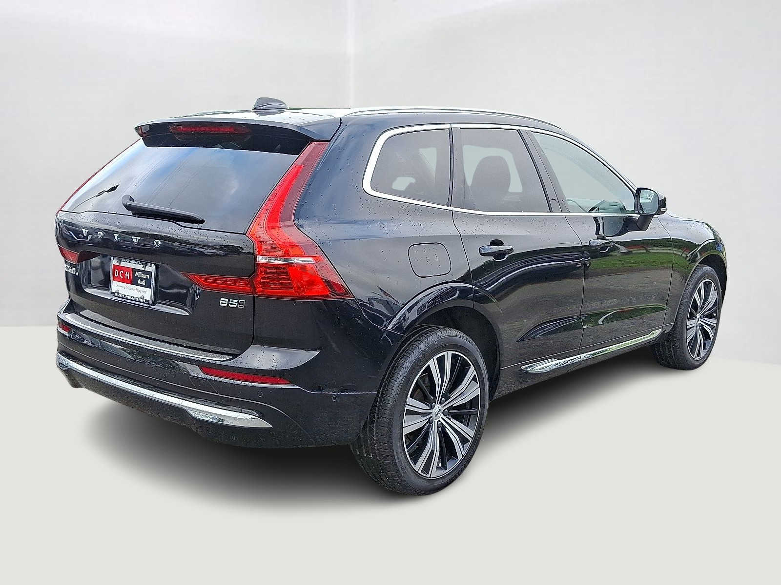 Thumbnail: 2023 Volvo XC60 - 5