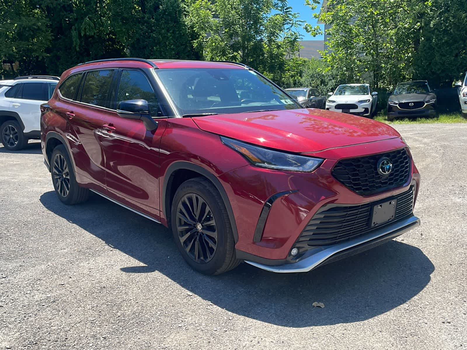Thumbnail: 2024 Toyota Highlander - 12