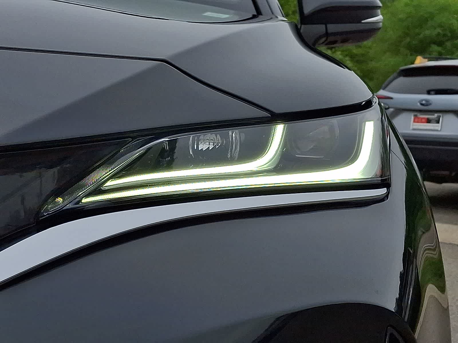 Thumbnail: 2021 Toyota Venza - 12