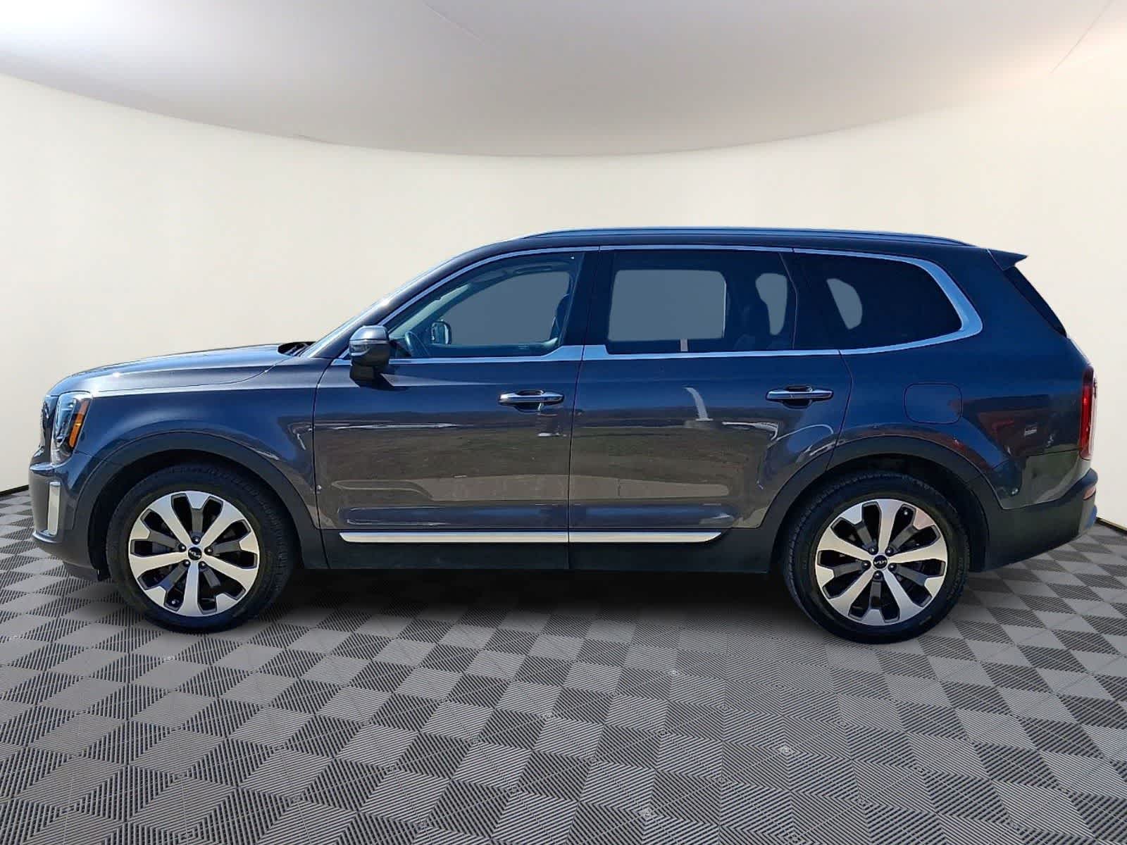 Thumbnail: 2022 Kia Telluride - 8