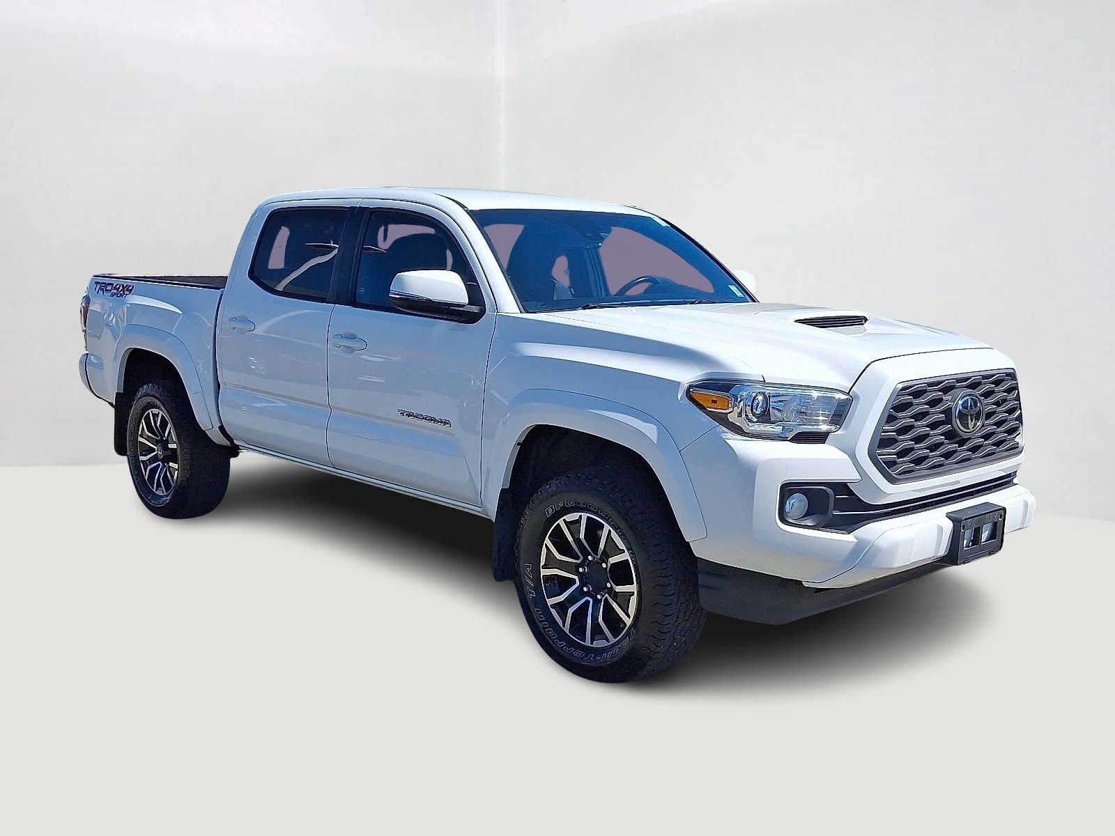 Thumbnail: 2020 Toyota Tacoma - 5
