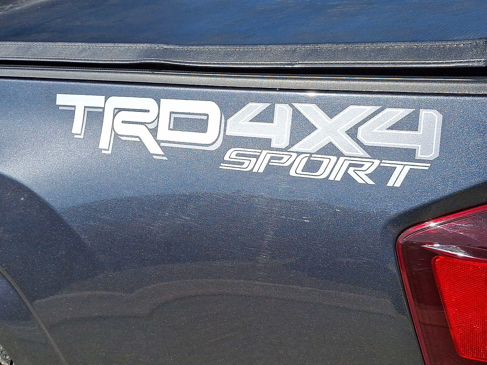 Thumbnail: 2022 Toyota Tacoma - 30