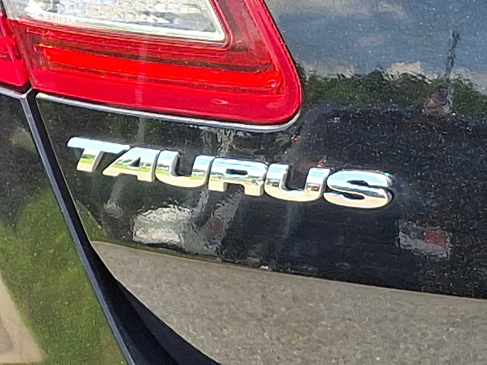 Thumbnail: 2016 Ford Taurus - 30
