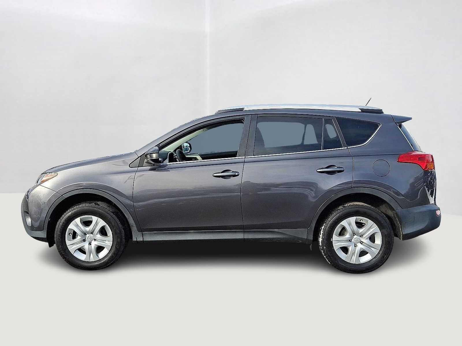 Thumbnail: 2015 Toyota RAV4 - 9