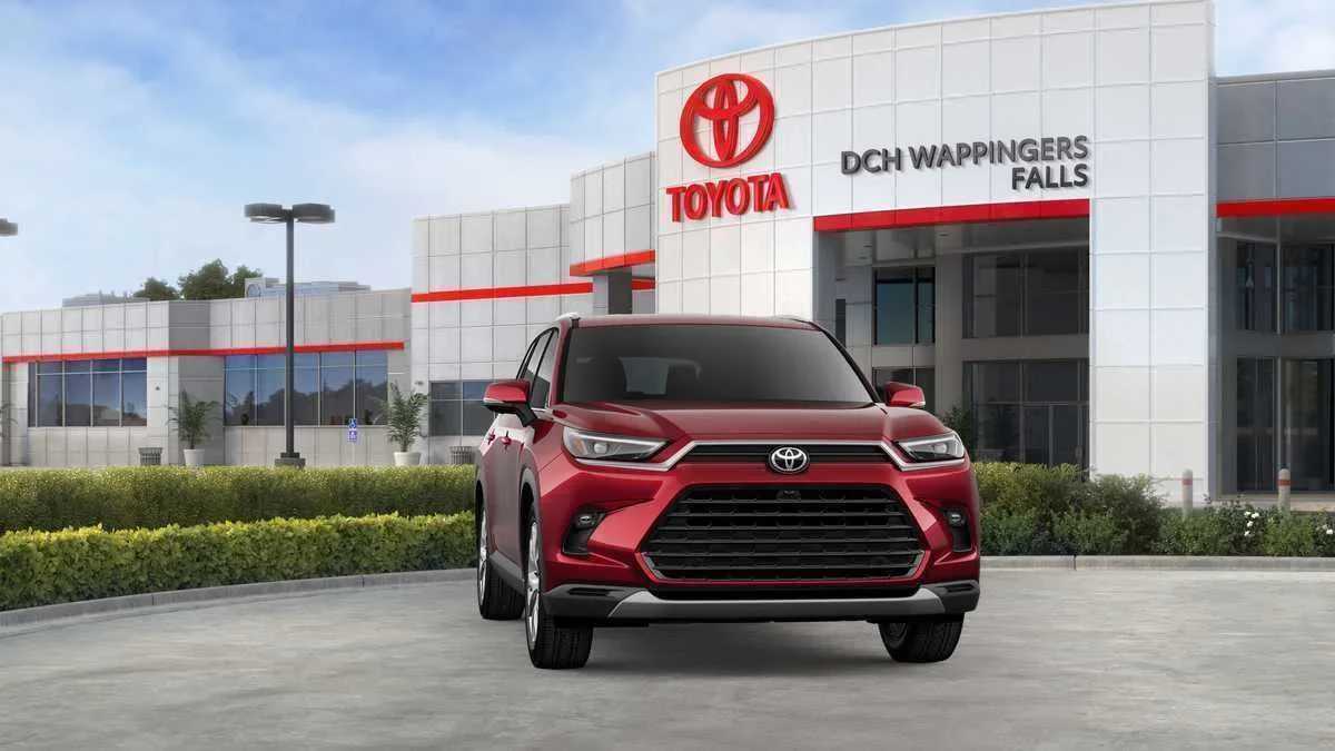 Thumbnail: 2026 Toyota Grand Highlander - 18