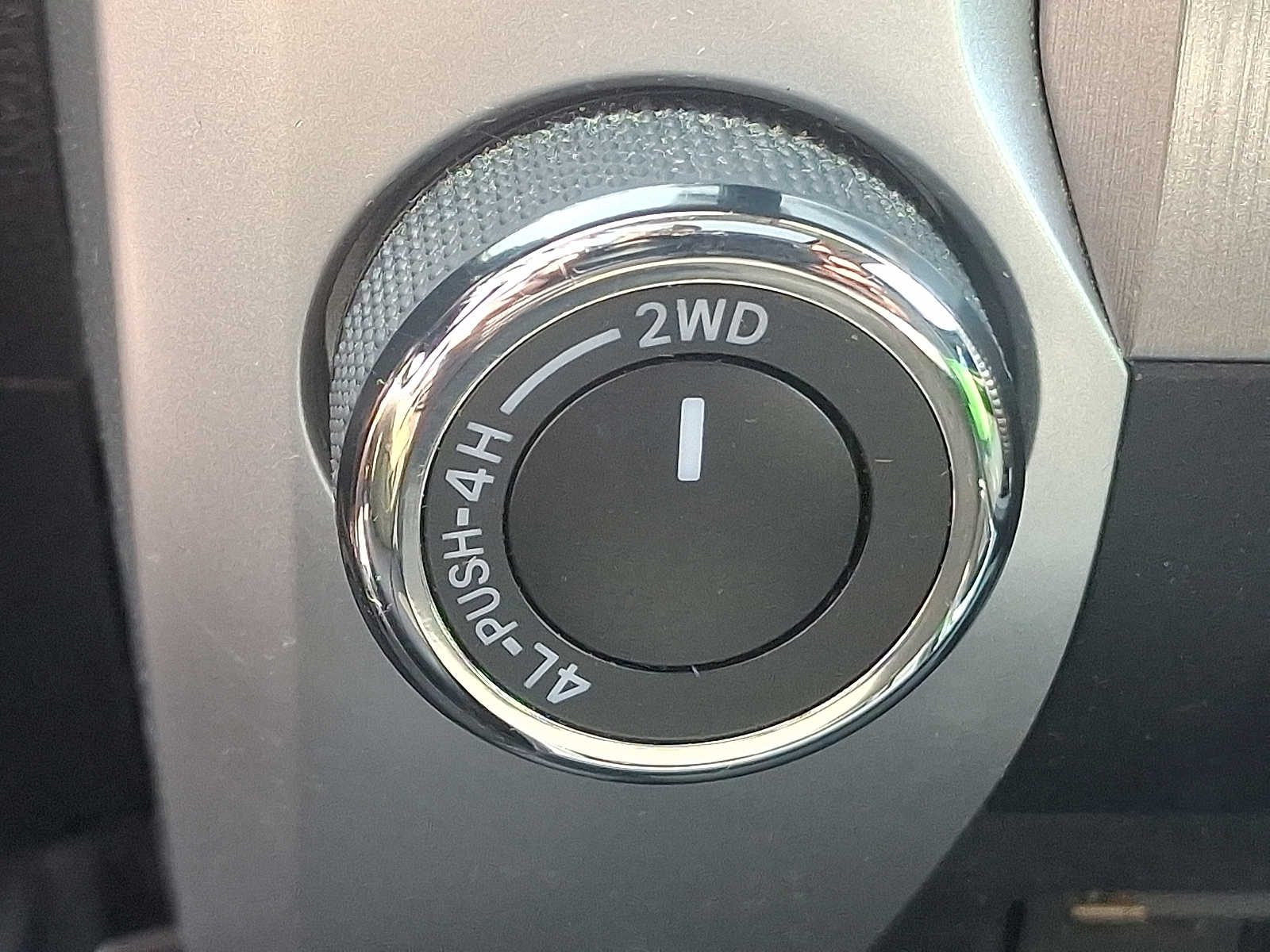 2020 Toyota Tundra Platinum 28