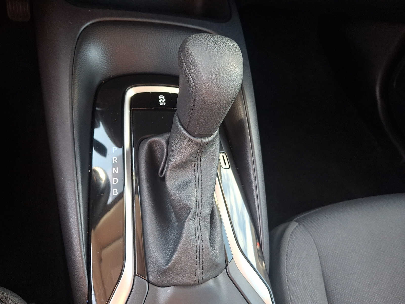 Thumbnail: 2025 Toyota Corolla - 17