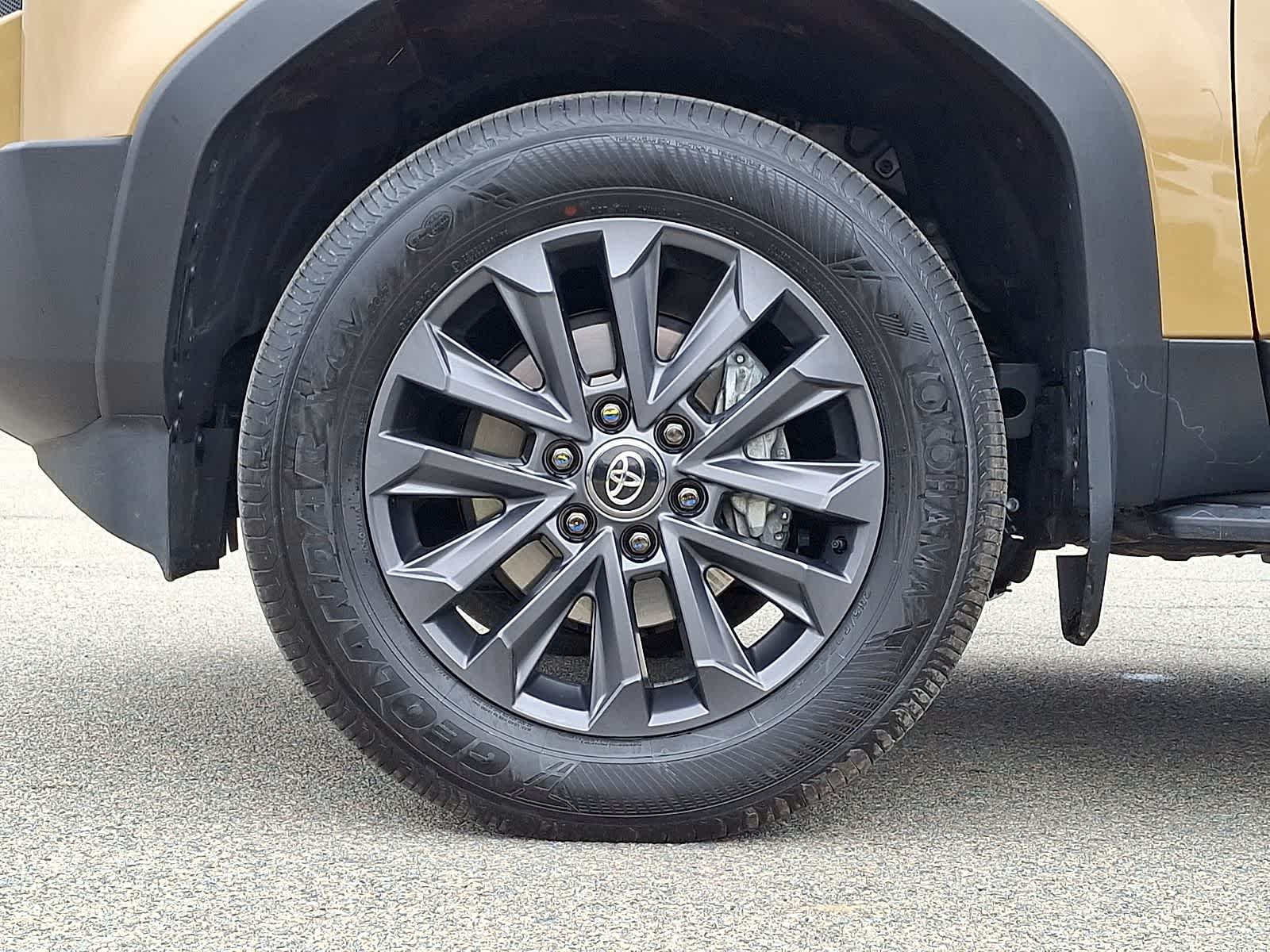 Thumbnail: 2026 Toyota Land Cruiser - 11