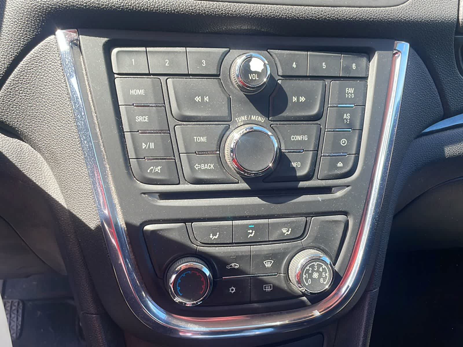 Thumbnail: 2013 Buick Encore - 18