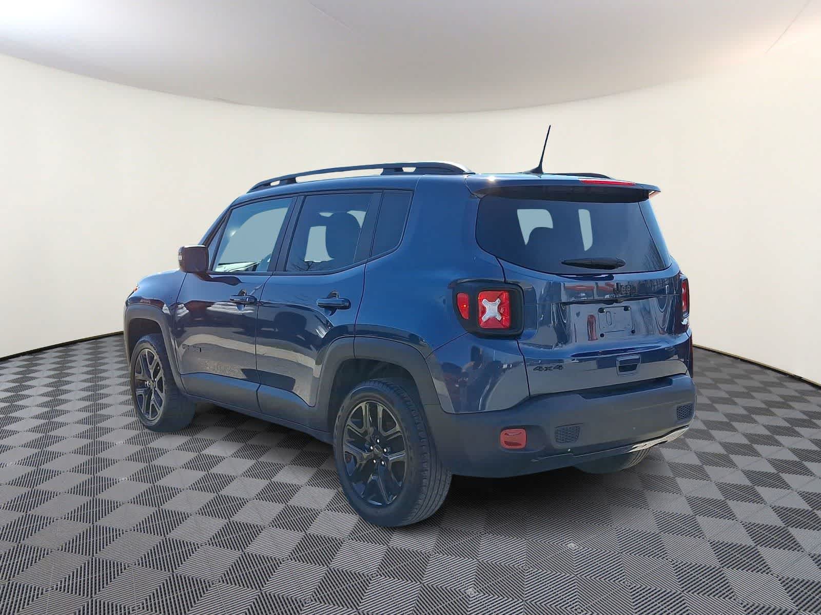 Thumbnail: 2022 Jeep Renegade - 7