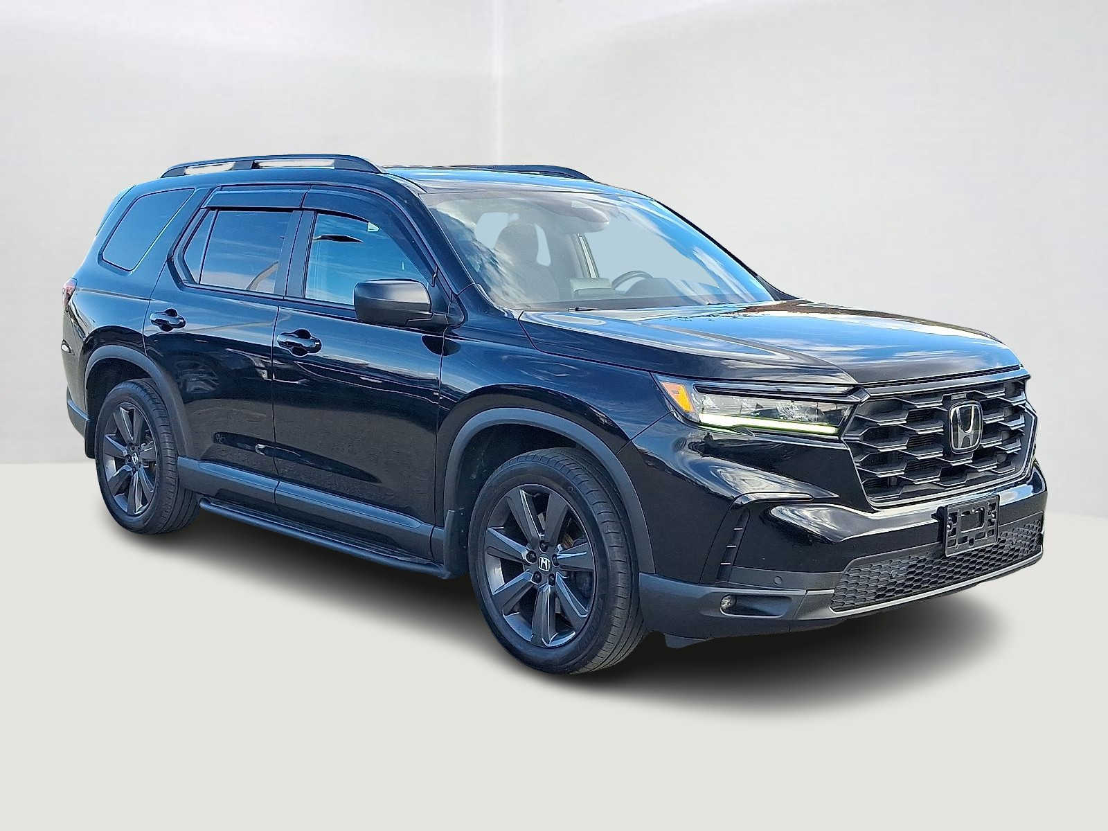 Thumbnail: 2023 Honda Pilot - 4