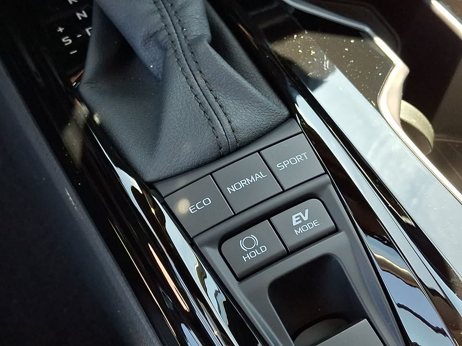 Thumbnail: 2026 Toyota Camry - 19