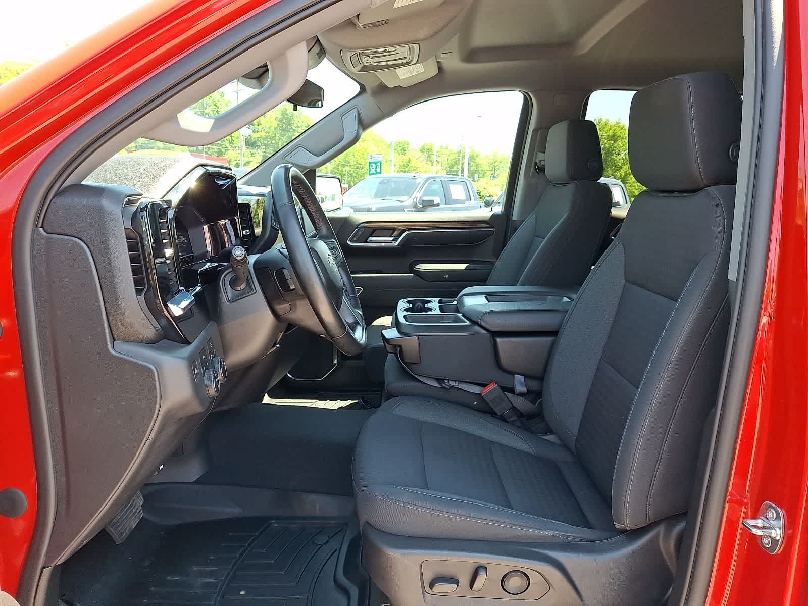 Thumbnail: 2023 Chevrolet Silverado 1500 - 14
