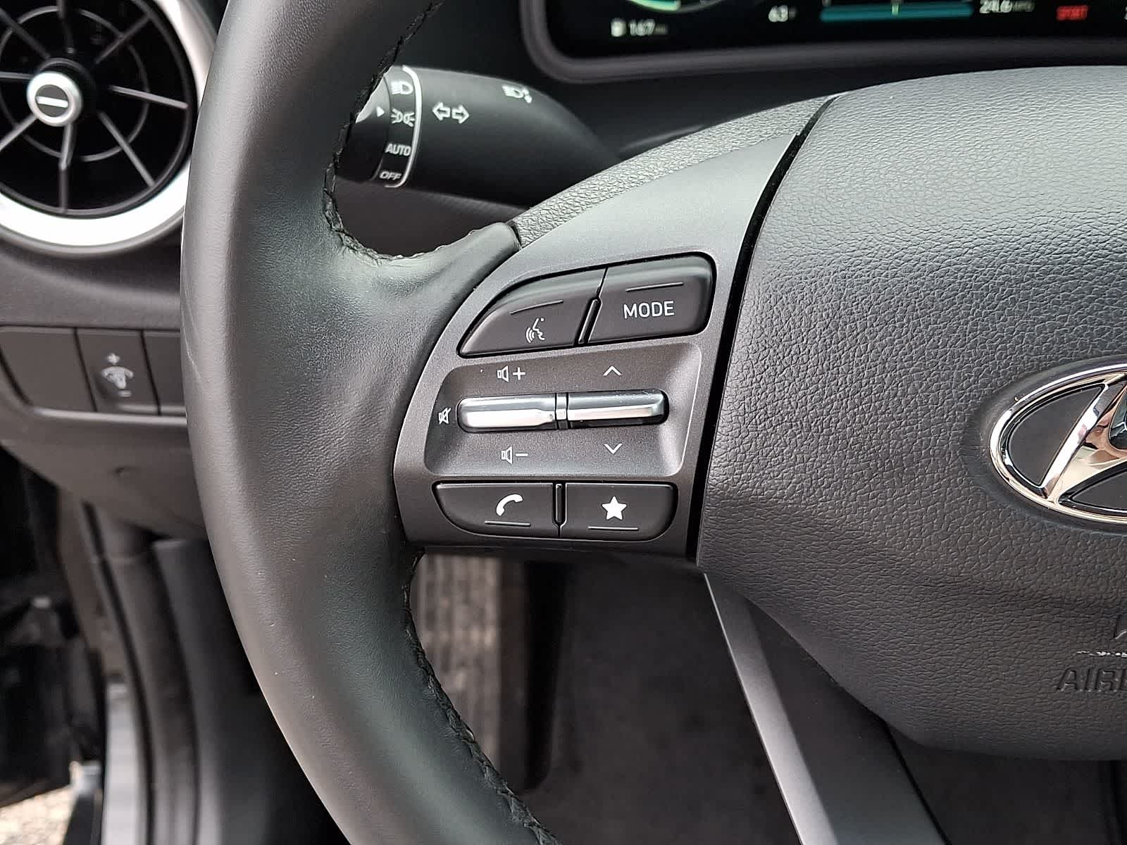 Thumbnail: 2022 Hyundai Kona - 23
