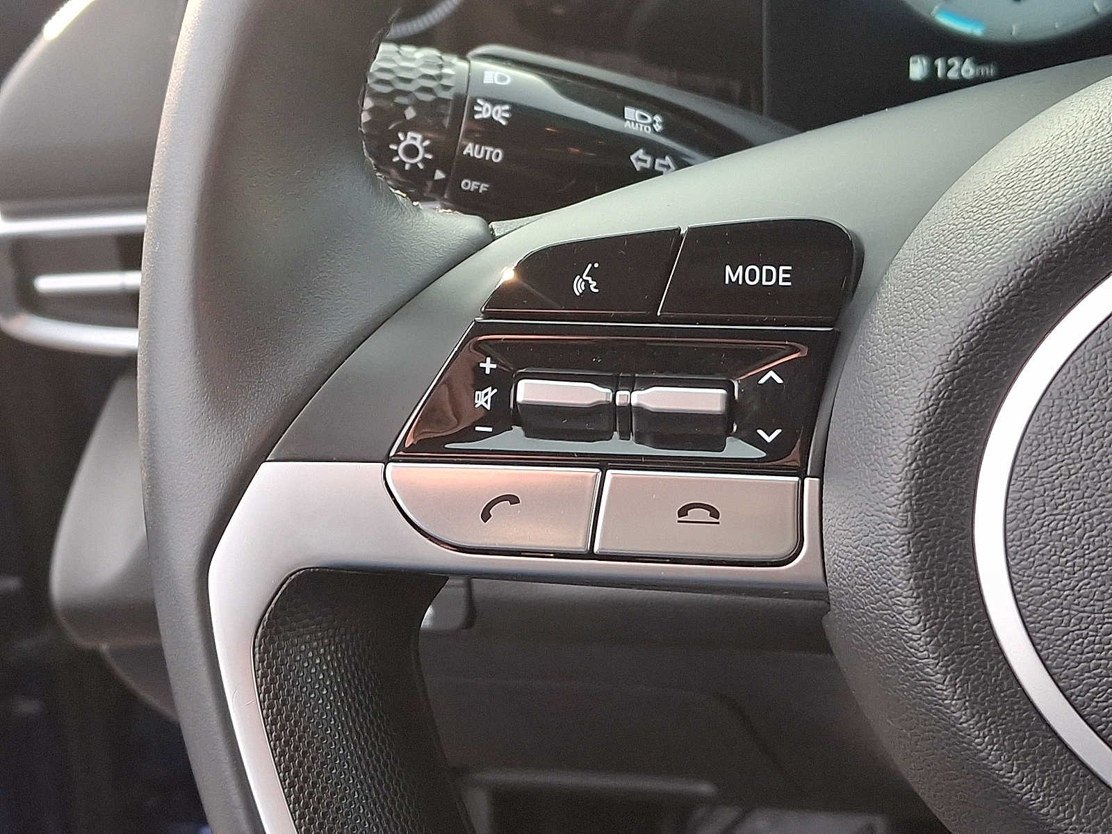 Thumbnail: 2023 Hyundai Elantra - 19