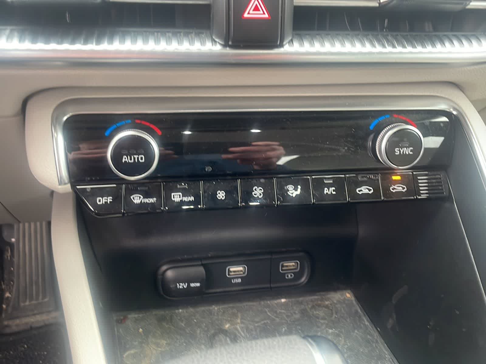 Thumbnail: 2022 Kia K5 - 17